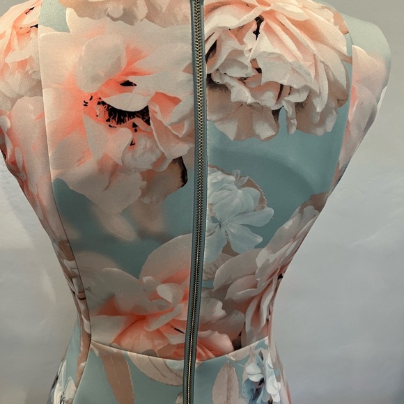 Calvin Klein Dress Size 6 - Picture 6 of 9